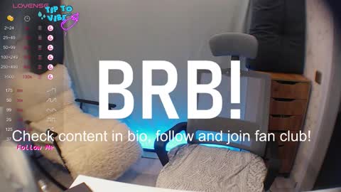 Snapshot of thomas_blackfield chatting on 09-24-25, 10:24 Thomas online show from 09-24-25, 10:24