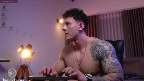 Thomas Falcon online show from 03-12-25, 05:24