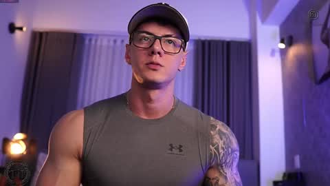 Thomas Falcon online show from 09-30-25, 12:37