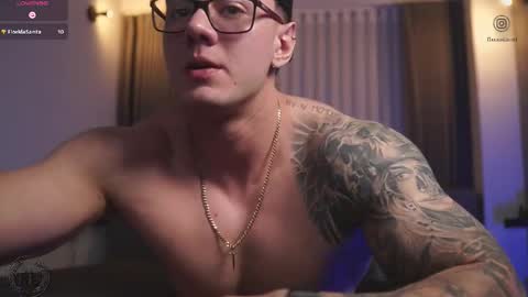 Thomas Falcon online show from 11-01-25, 02:46