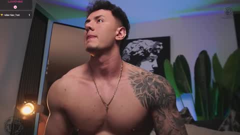 Snapshot of thomas_falcon1 chatting on 01-05-26, 11:30 Thomas Falcon online show from 01-05-26, 11:30