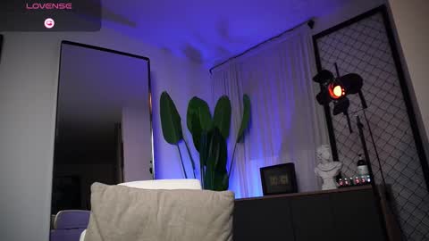 Snapshot of thomas_falcon1 chatting on 02-20-26, 02:41 Thomas Falcon online show from 02-20-26, 02:41