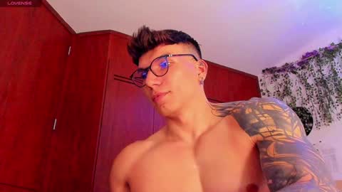 Thomas Grey online show from 02-08-25, 09:46