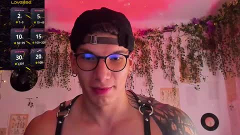 Thomas Grey online show from 02-22-25, 03:23