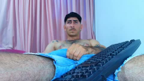 Snapshot of thomas_ks11 chatting on 01-25-25, 05:08 thomas_ks11 online show from 01-25-25, 05:08