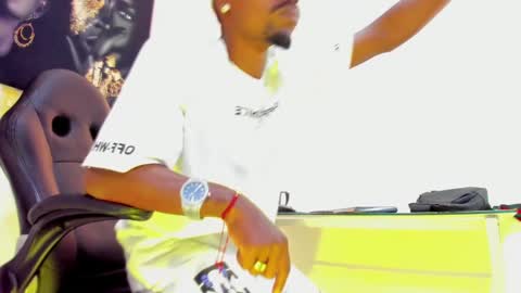 Thomas online show from 02-23-25, 03:24