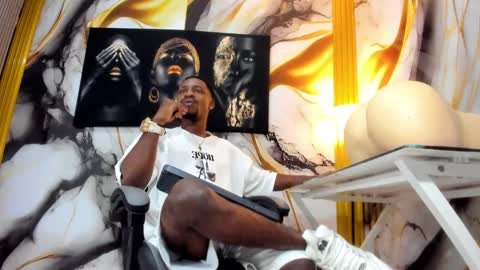 Thomas online show from 11-15-25, 03:37