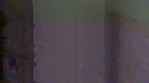 Snapshot of thomaspol chatting on 12-15-25, 11:20 Tom online show from 12-15-25, 11:20