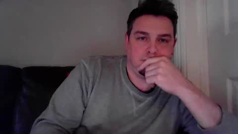 Snapshot of thomisfra chatting on 02-09-25, 02:18 thomisfra online show from 02-09-25, 02:18