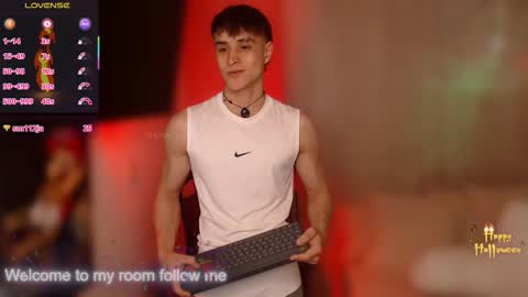 Thom Klein online show from 10-24-25, 07:43