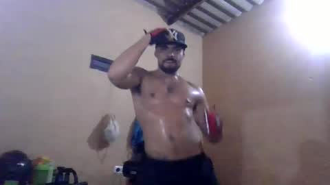 Snapshot of thonybeiio chatting on 09-10-25, 11:05 thonybeiio online show from 09-10-25, 11:05