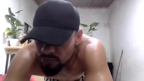 Snapshot of thonybeiio chatting on 11-05-25, 09:59 thonybeiio online show from 11-05-25, 09:59