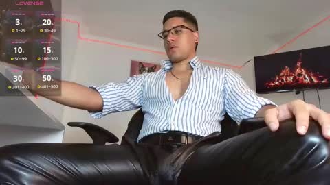 Snapshot of thonydupont chatting on 02-10-26, 10:25 thonydupont online show from 02-10-26, 10:25