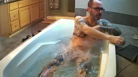 thor1892 online show from 12-17-25, 06:14