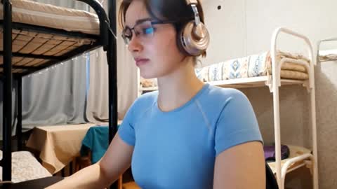 Snapshot of thorashortle chatting on 10-24-25, 01:51 Grace online show from 10-24-25, 01:51