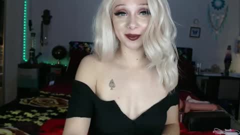 Opulent Kingdom online show from 12-06-24, 07:21