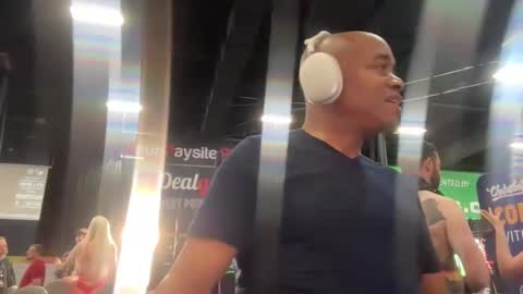 austin xzandros online show from 10-25-25, 06:13