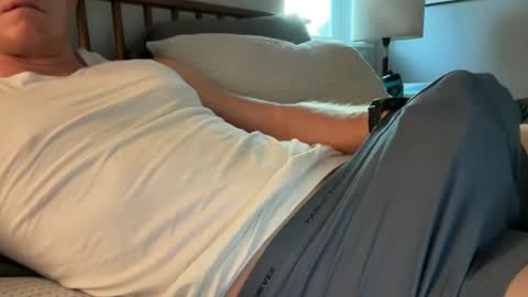 Snapshot of throbbinhood480 chatting on 10-25-25, 03:18 Throbbinhood online show from 10-25-25, 03:18