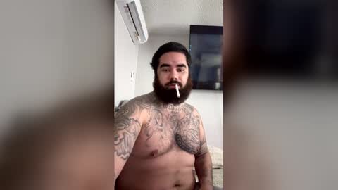 Snapshot of thugnasty512 chatting on 02-09-26, 12:25 thugnasty512 online show from 02-09-26, 12:25