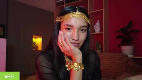 Snapshot of tia_j chatting on 12-13-25, 07:53 tia_j online show from 12-13-25, 07:53