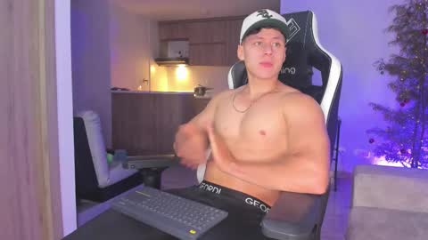 santiago online show from 12-16-25, 02:27