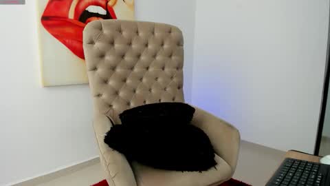 carolina online show from 10-27-25, 08:35