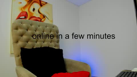 Snapshot of tiago_hannah chatting on 02-09-26, 10:52 carolina online show from 02-09-26, 10:52