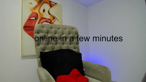 Snapshot of tiago_hannah chatting on 02-11-26, 10:53 carolina online show from 02-11-26, 10:53