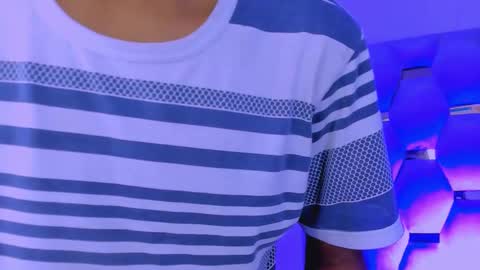 tiago_xxx_ online show from 10-23-25, 10:41