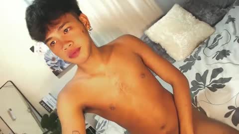 Snapshot of tiara_perezx chatting on 01-29-25, 04:05 Sam online show from 01-29-25, 04:05