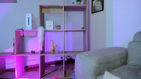 Tiarha online show from 01-15-25, 07:37