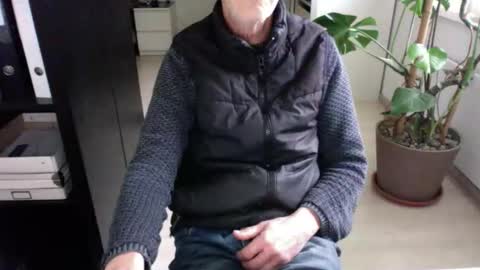 tiburzio online show from 12-01-25, 02:00