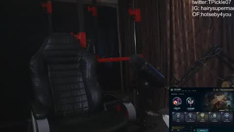 Snapshot of tickle_my_pickle07 chatting on 02-01-25, 07:15 tickle_my_pickle07 online show from 02-01-25, 07:15