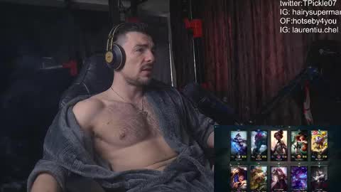 Snapshot of tickle_my_pickle07 chatting on 02-10-25, 06:31 tickle_my_pickle07 online show from 02-10-25, 06:31