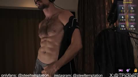 Snapshot of tickle_my_pickle07 chatting on 10-07-25, 03:31 tickle_my_pickle07 online show from 10-07-25, 03:31