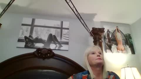 ticklemepink696969 online show from 12-29-24, 10:25