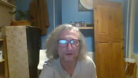 tiddles12345 online show from 10-27-25, 02:37