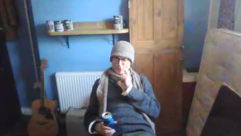 tiddles12345 online show from 10-29-25, 03:47