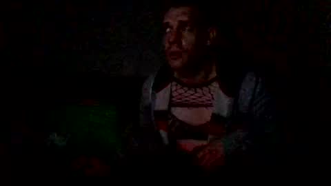 tiedvickypink online show from 01-18-25, 06:32