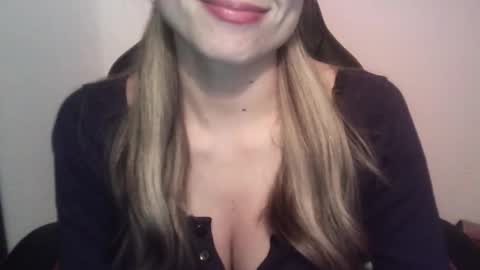 Tifanny online show from 03-04-25, 11:22