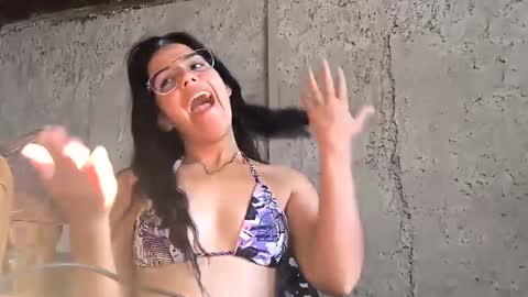 Tifany online show from 03-09-25, 08:42