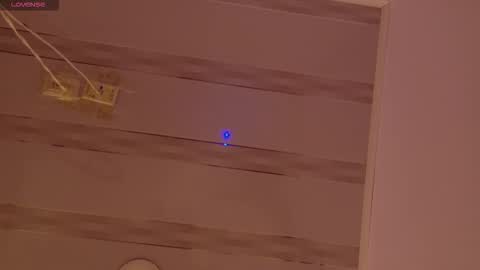 Snapshot of tifanywolf_ chatting on 12-16-25, 02:38 Tifanny online show from 12-16-25, 02:38