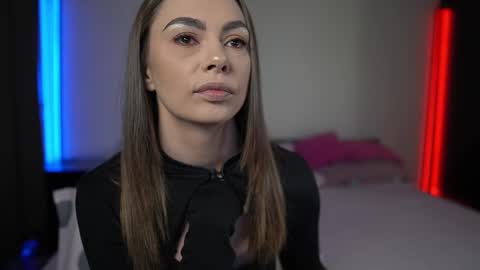 Tiffany online show from 03-09-25, 12:53