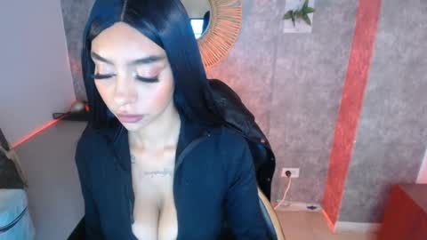 tiffany_1m online show from 12-19-24, 04:13