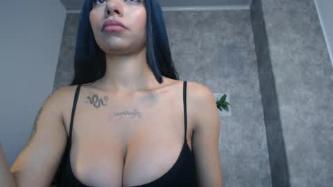 tiffany_1m online show from 02-05-25, 04:03