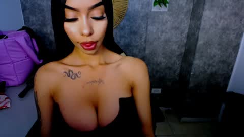 tiffany_1m online show from 02-14-25, 12:14