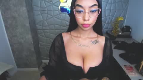 tiffany_1m online show from 03-09-25, 12:42