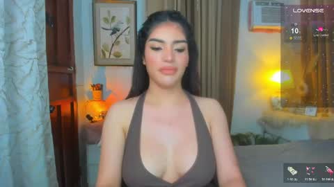Snapshot of tiffany_cams chatting on 05-31-26, 04:42 Tiffany online show from 05-31-26, 04:42