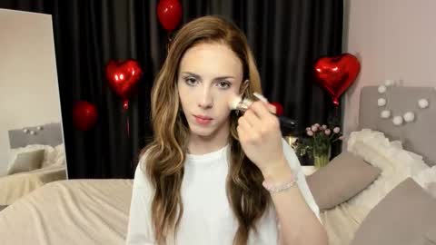 Snapshot of tiffany_king chatting on 02-11-26, 03:39 Tiffany online show from 02-11-26, 03:39