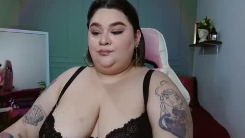 dont forget ask for custom vids  online show from 12-14-24, 09:07